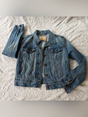Levi's Light Blue Washed Denim Jacket